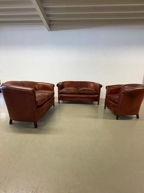 Mooie zithoek, kuipbanken en kuipfauteuil, Ophalen, Gebruikt, Leer, Engels / Klassiek