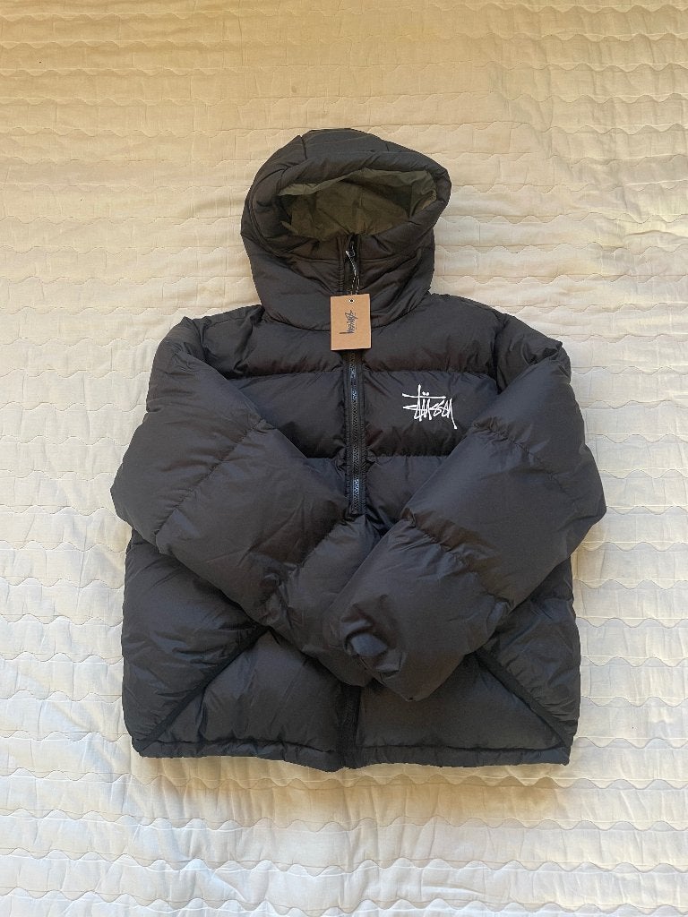 Stussy Puffer Jas Zwart - Maat M, Maat 48/50 (M), Zwart, Stussy, Nieuw