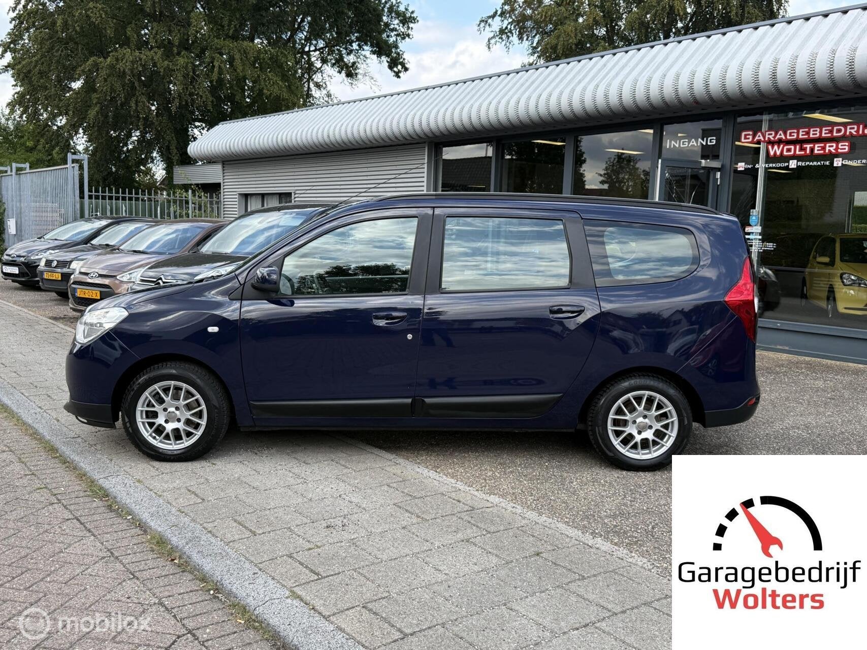 Dacia Lodgy 1.2 TCe Ambiance 5p. AIRCO PARKEERSENS. MISTLAMP, Auto's, Dacia, Voorwielaandrijving, Stof, Gebruikt, Zwart