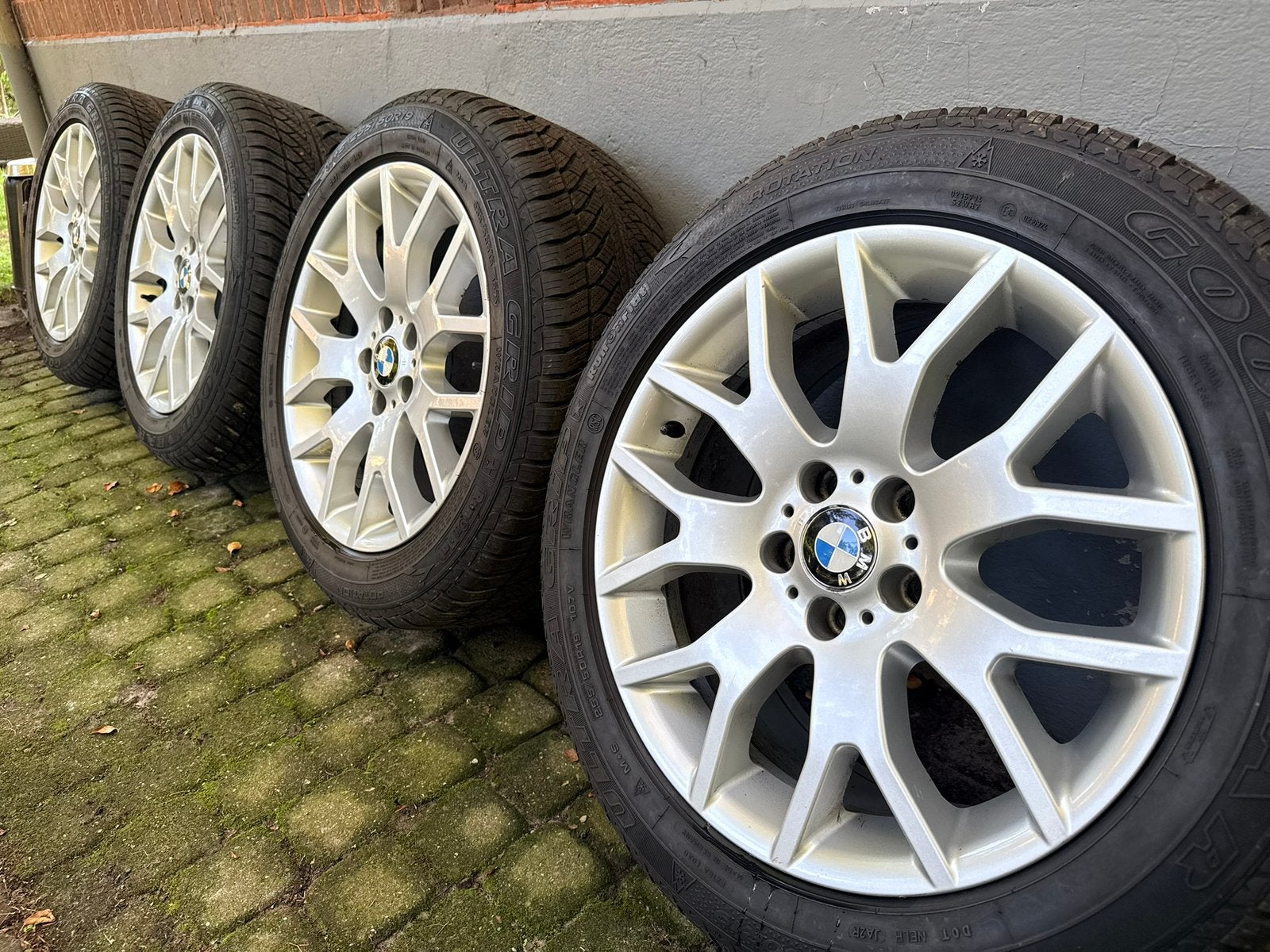 Originele BMW X5 E70 19 inch winterset | Style 177 Goodyear, Auto-onderdelen, Gebruikt, 255 mm, Banden en Velgen, Winterbanden