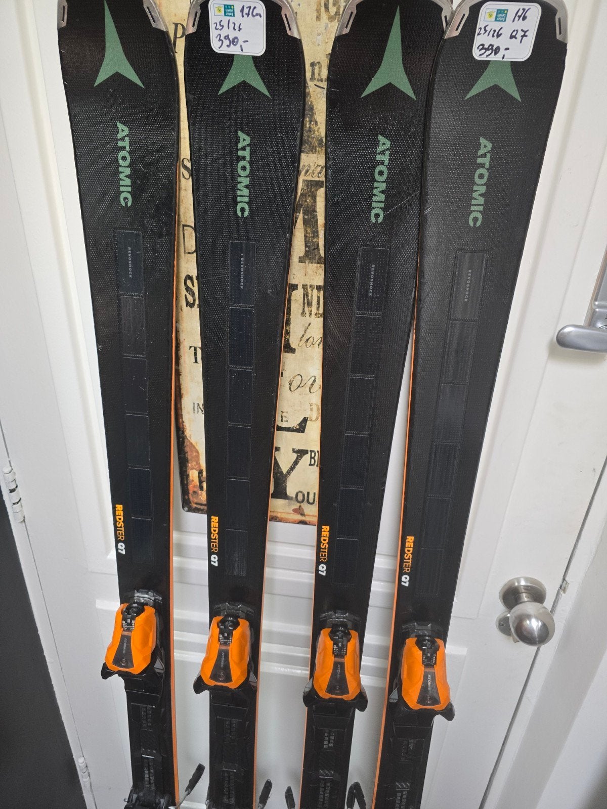 176cm 25/26 ATOMIC REDSTER Q7 all sneuw all round np850€, 160 tot 180 cm, Ophalen of Verzenden, Zo goed als nieuw, Carve