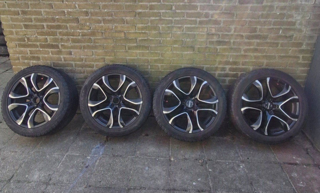 18 inch velgen voor audi en volkswagen met m+s banden, Auto-onderdelen, Banden en Velgen, 215 mm, Velg(en), 17 inch, Ophalen of Verzenden