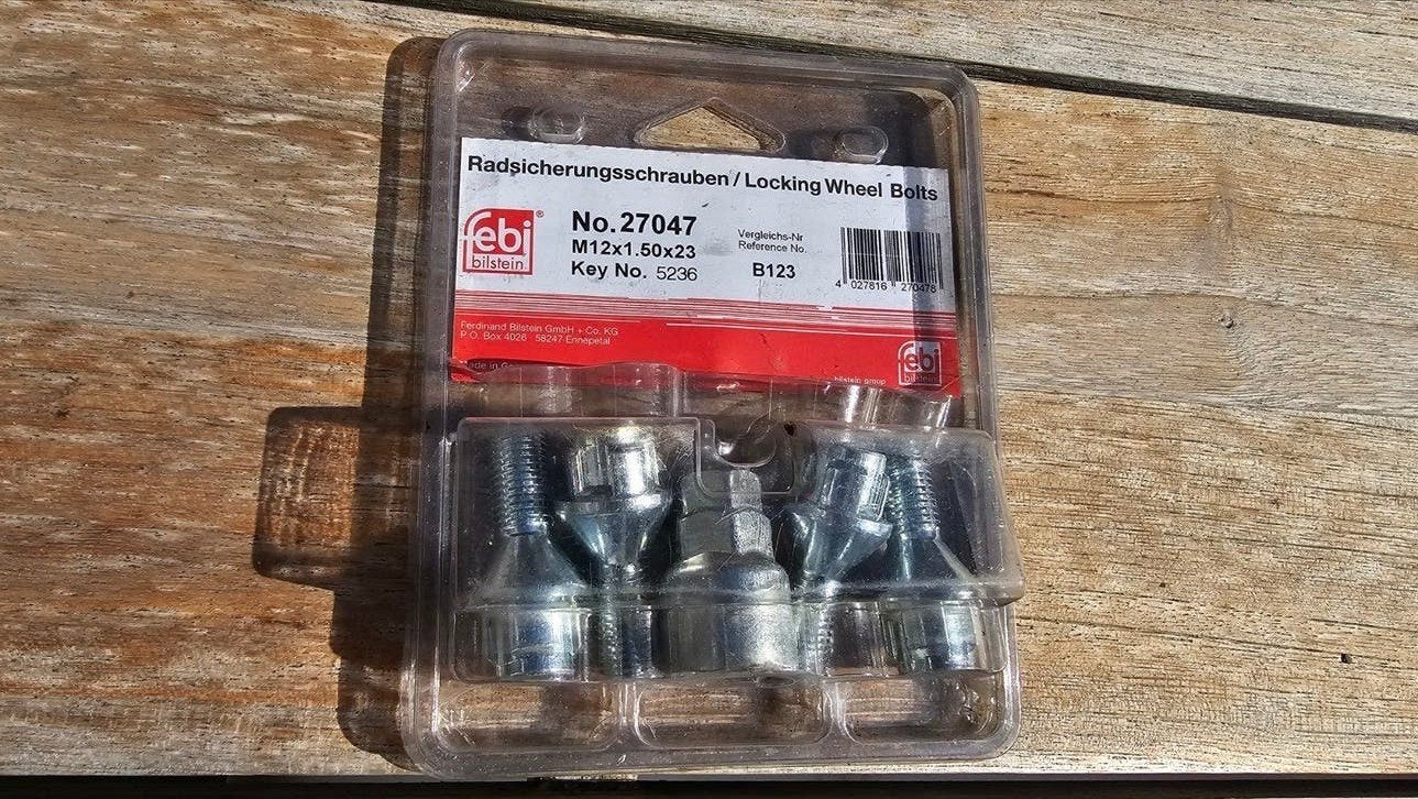 slotbouten m12x1,5. 27mm lang (draad), Ophalen of Verzenden, Nieuw, BMW