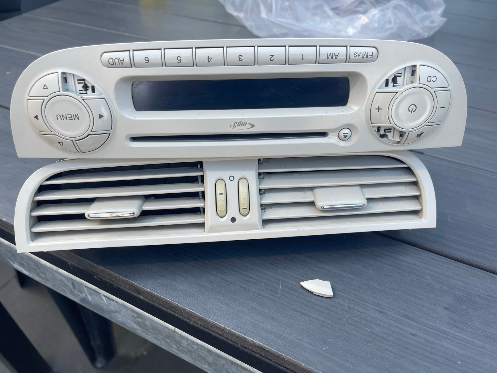 Bosch Fiat Lancia Alfa Romeo Autoradio CD MP3 Speler, Auto diversen, Autoradio's, Ophalen of Verzenden, Gebruikt