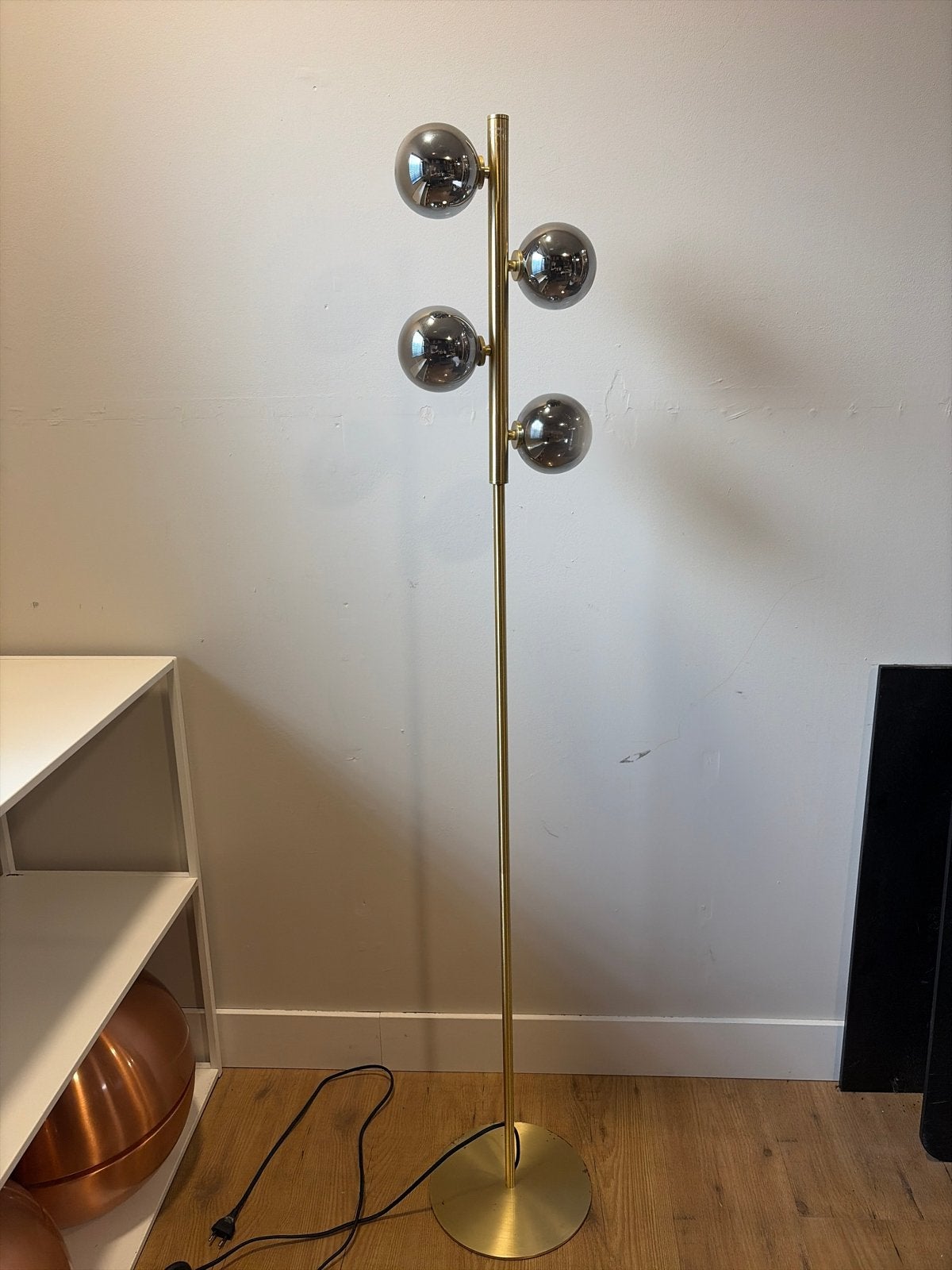 Gouden vloerlamp met 4 rookglazen bollen, Ophalen, Gebruikt, Overige fittingen, Metaal