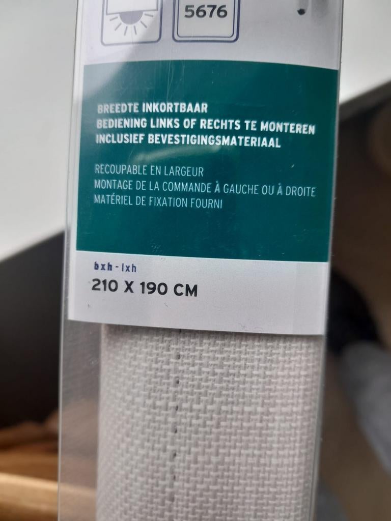 Nieuw beige verduisterend rolgordijn, Ophalen, Nieuw