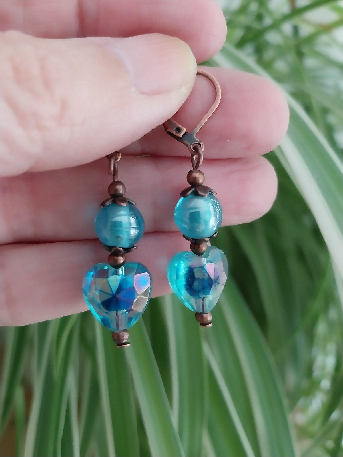 Blauwe shiny hart oorbellen #30655, Sieraden, Tassen en Uiterlijk, Oorbellen, Hangers, Verzenden, Blauw, Glas