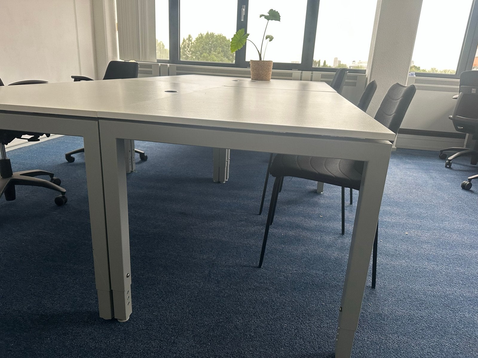 5 bureaus te koop, ook per stuk, Overige typen, Gebruikt, Metaal, In hoogte verstelbaar