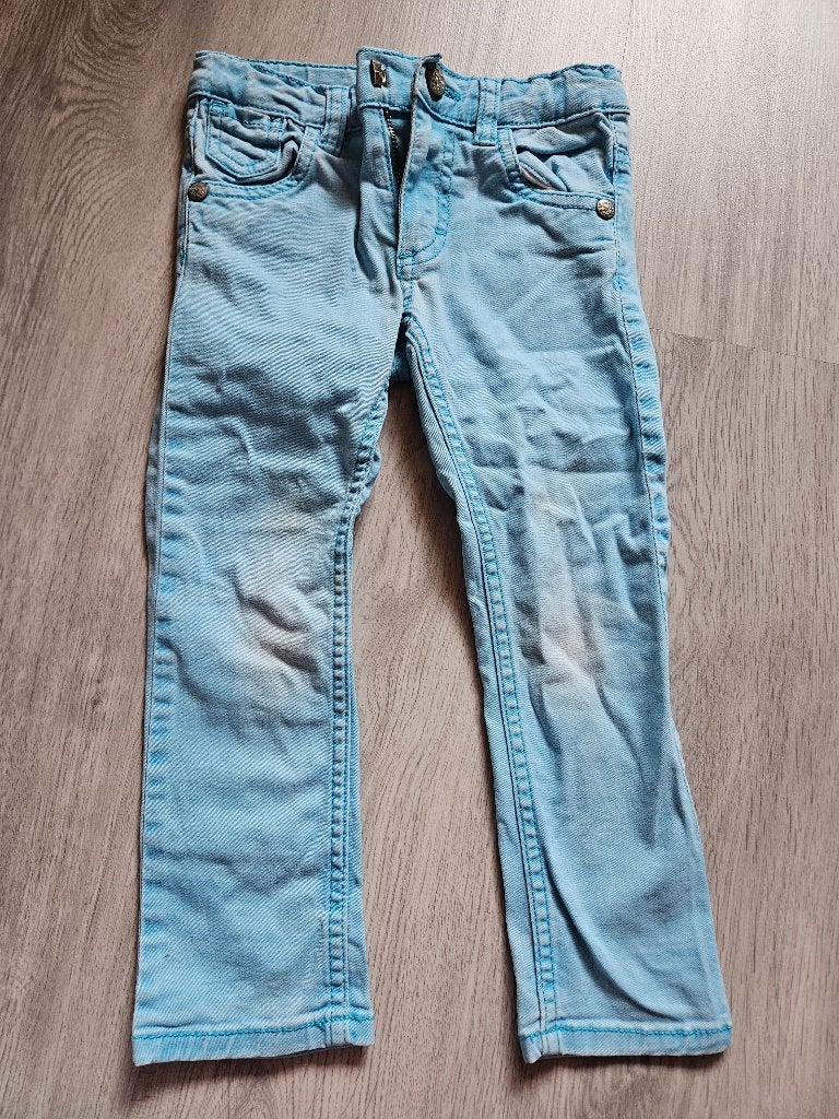 Lichtblauwe jeans meisje maat 98 in zeer goede staat, Broek, Meisje, Ophalen of Verzenden, Zo goed als nieuw