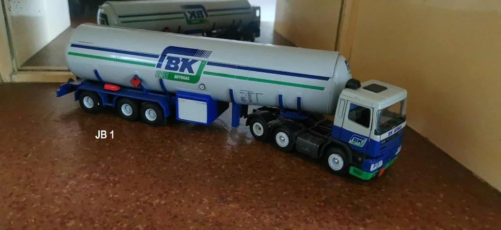 tekno daf 95 tywinsteer tank trailer bk gas, Hobby en Vrije tijd, Modelauto's | 1:50, Ophalen of Verzenden, Zo goed als nieuw