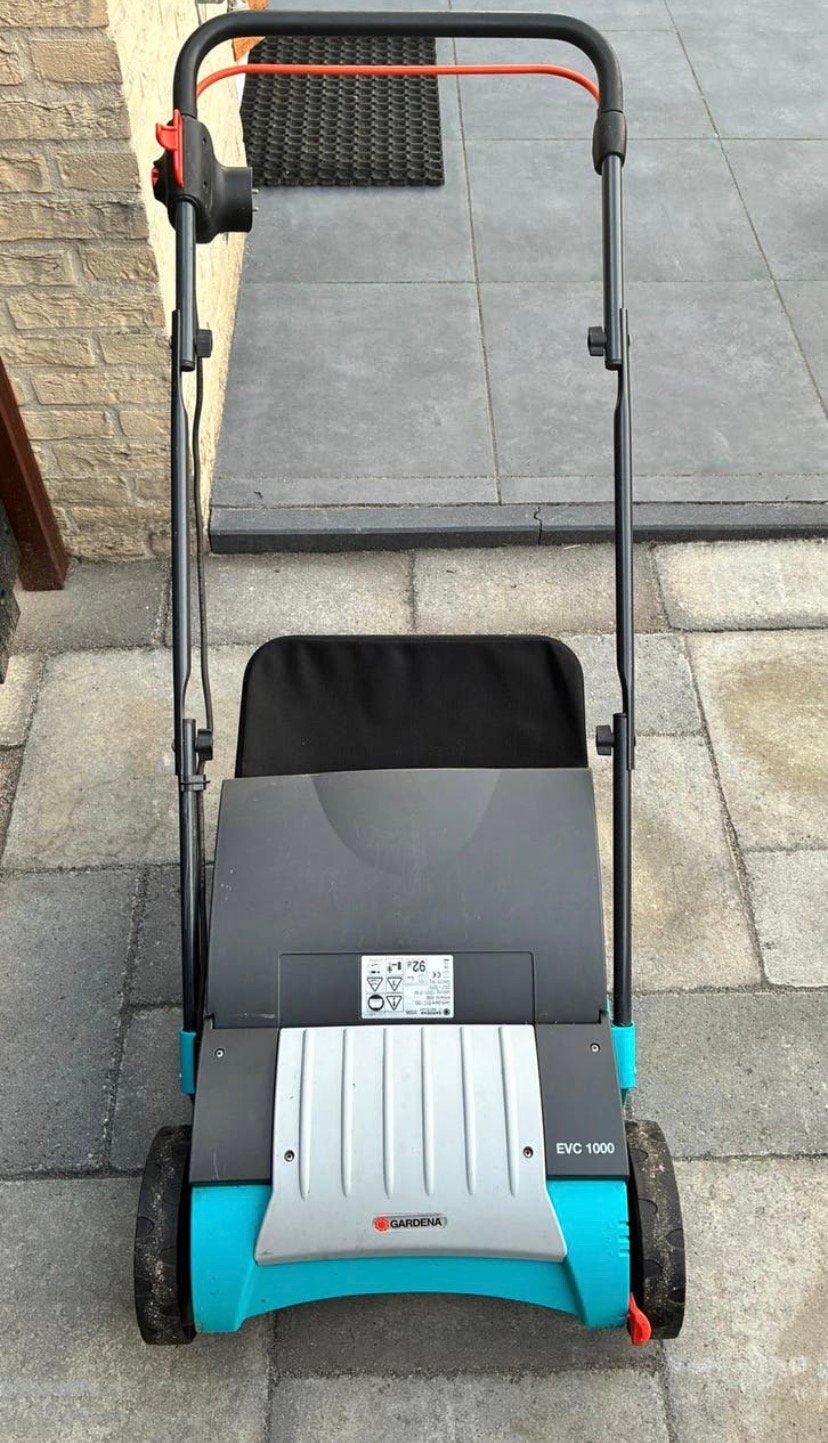 Gardena Verticuteermachine EVC 1000 met opvangzak, Tuin en Terras, Ophalen, Benzine