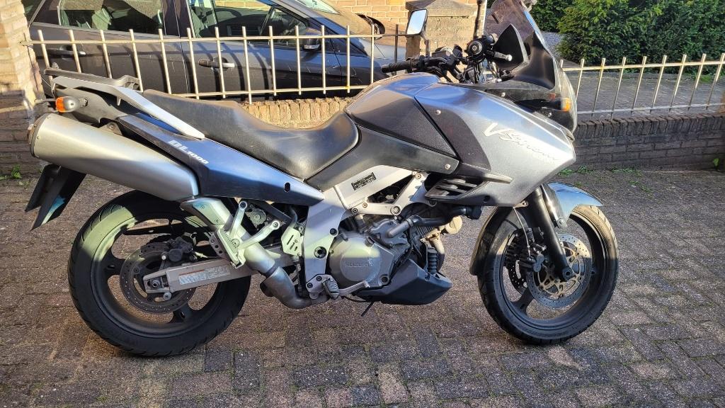 Suzuki V-Strom DL1000, Motoren, Motoren | Suzuki, Particulier, Toermotor, meer dan 35 kW, 2 cilinders, Motorrijbewijs A, Handgeschakeld
