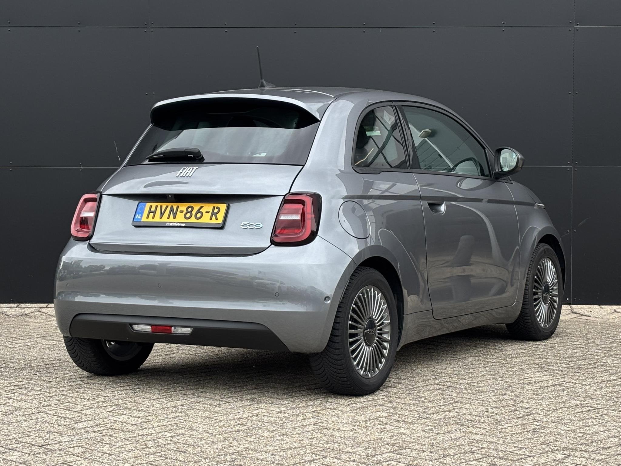 Fiat 500 Icon 42 kWh | Apple/Android| Achteruitrij camera |, Auto's, Stof, 118 pk, 4 stoelen, 1265 kg