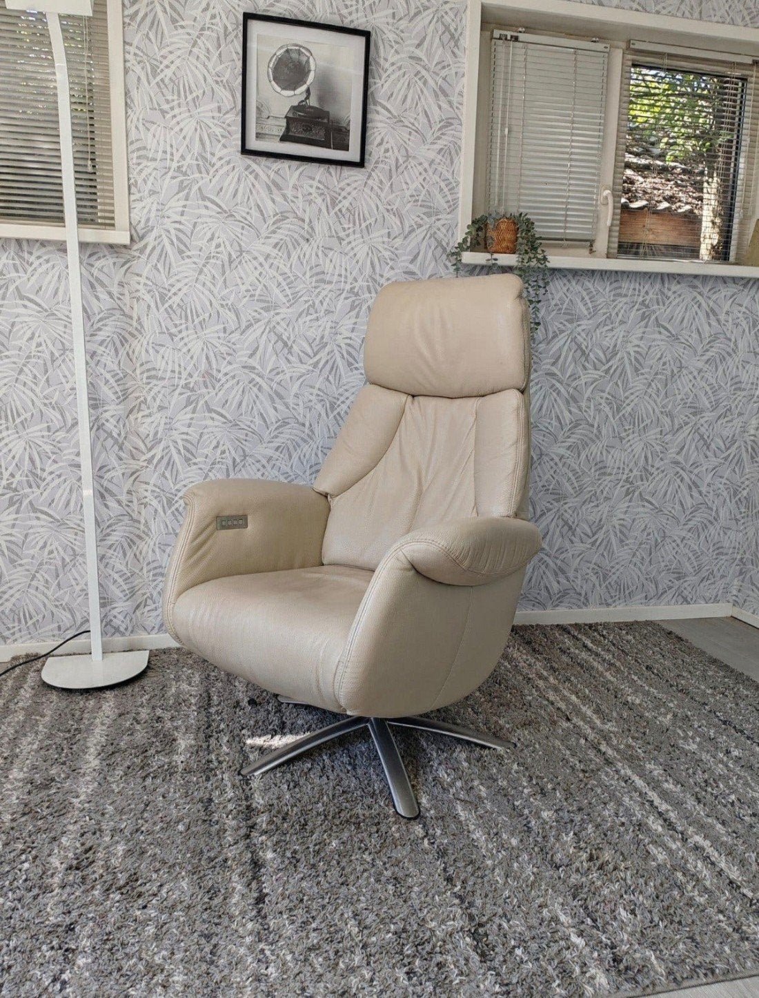 De Toekomst Twice elektrische relax fauteuil op accu, Gebruikt, 75 tot 100 cm, Ophalen of Verzenden, Onbekend