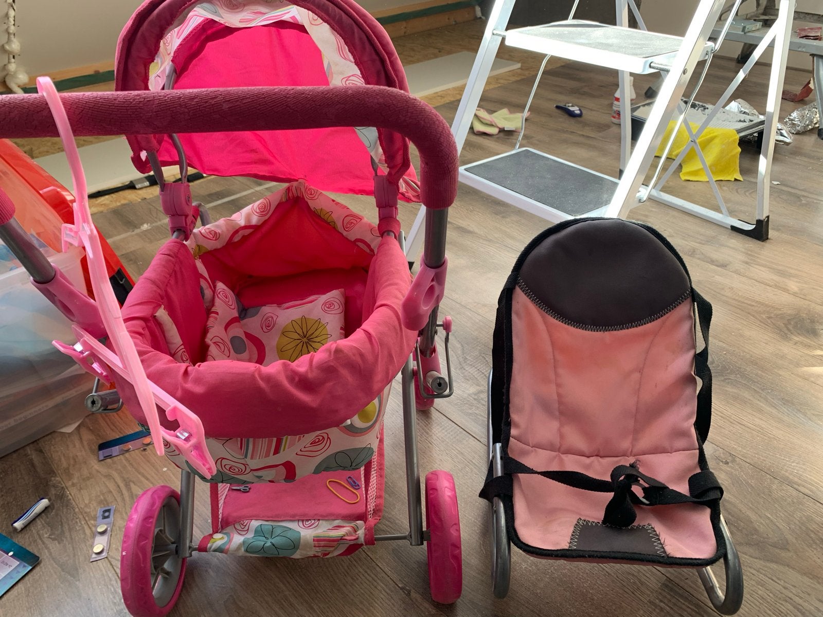 Roze poppenwagen en poppenstoel, Ophalen, Gebruikt, Overige typen