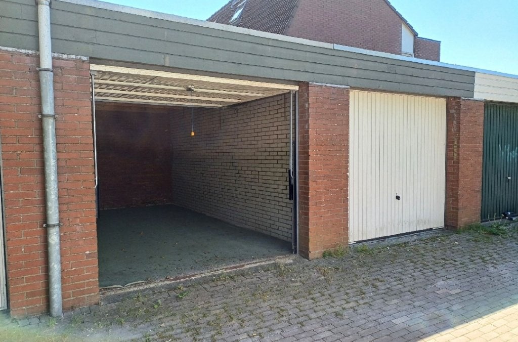 Te Huur opslagbox/ garagebox Hoorn  1625 EB, Ophalen, Nieuw