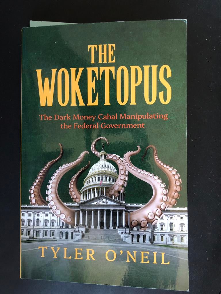 The Woketopus - Tyler O’neil, Ophalen of Verzenden, Zo goed als nieuw, Nederland