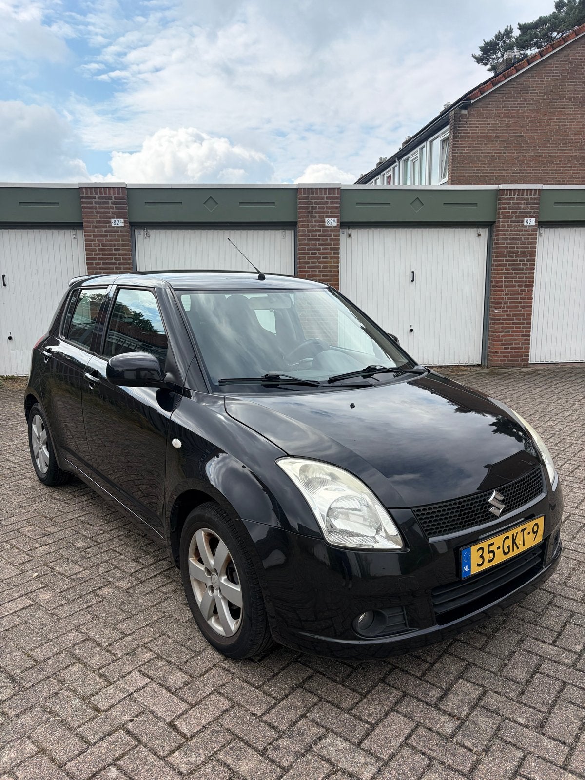 Suzuki Swift 1.3 Bandit 5D 2008 Zwart, Auto's, Suzuki, 40 €/maand, Zwart, Origineel Nederlands, Handgeschakeld