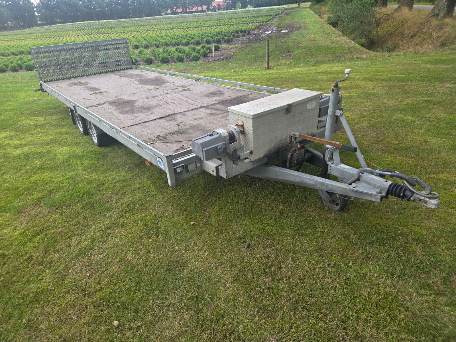 Kantelbare Machine transporter HAPERT met LIEREN, Auto diversen, Aanhangers en Bagagewagens, Ophalen of Verzenden, Gebruikt