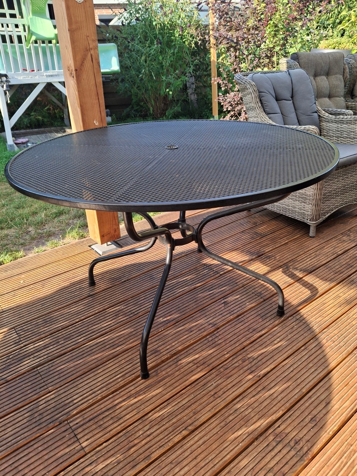 tuintafel rond van metaal, Tuin en Terras, Tuintafels, Ophalen, Zo goed als nieuw, Rond, Metaal