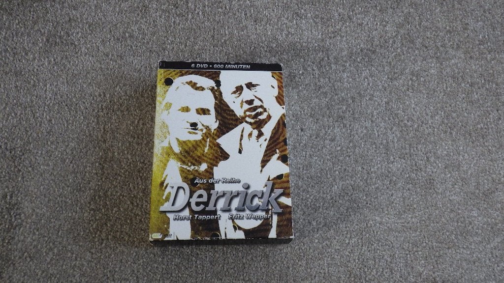 retro DVD Box van Derrick, Cd's en Dvd's, Alle leeftijden, Ophalen of Verzenden, Zo goed als nieuw