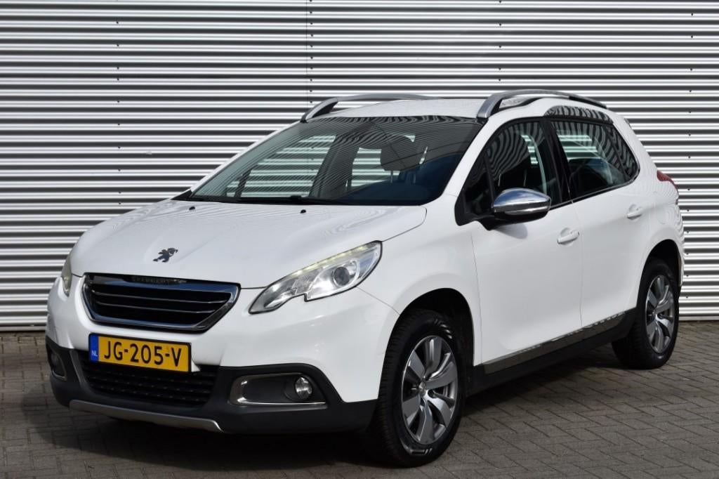 Peugeot 2008 1.6 BLUEHDI ALLURE / NAVI / PDC / ALL SEASON, Auto's, Peugeot, Gebruikt, Euro 6, 4 cilinders, Wit