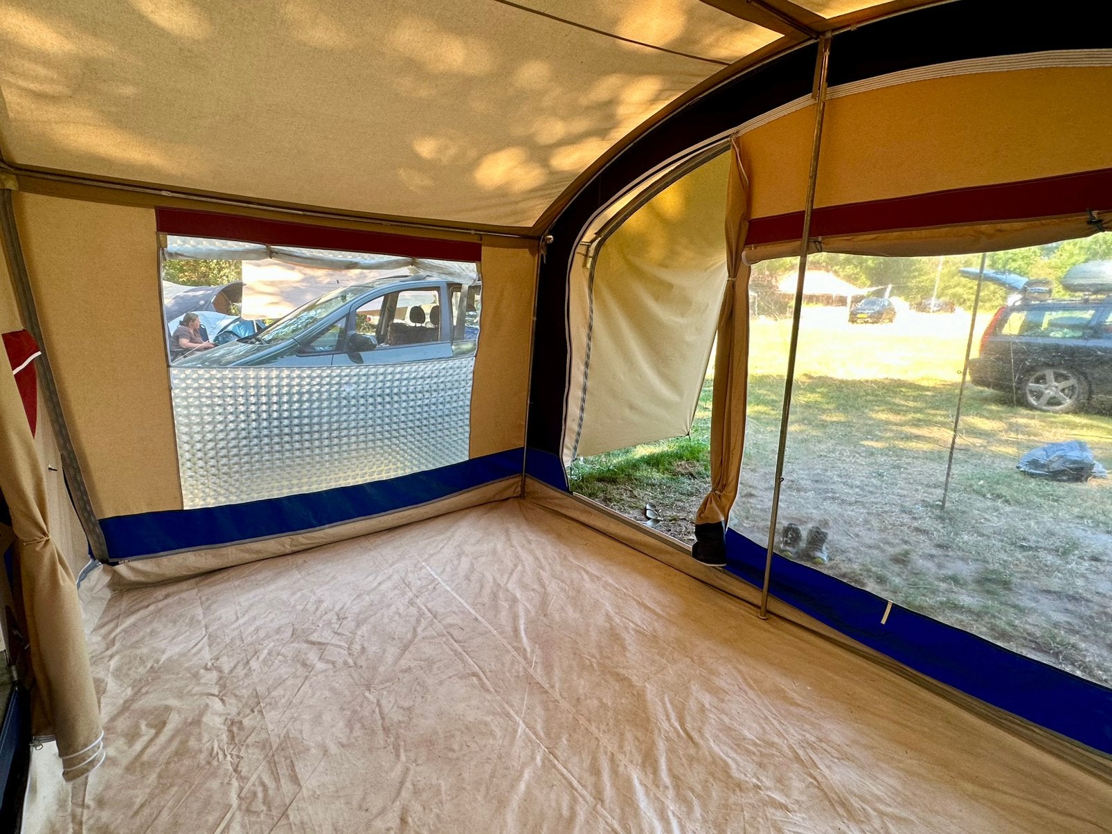 Trigano Galleon - Goed onderhouden vouwwagen, Caravans en Kamperen, Vouwwagens, Ophalen, Trigano, Beige, Tot en met 6