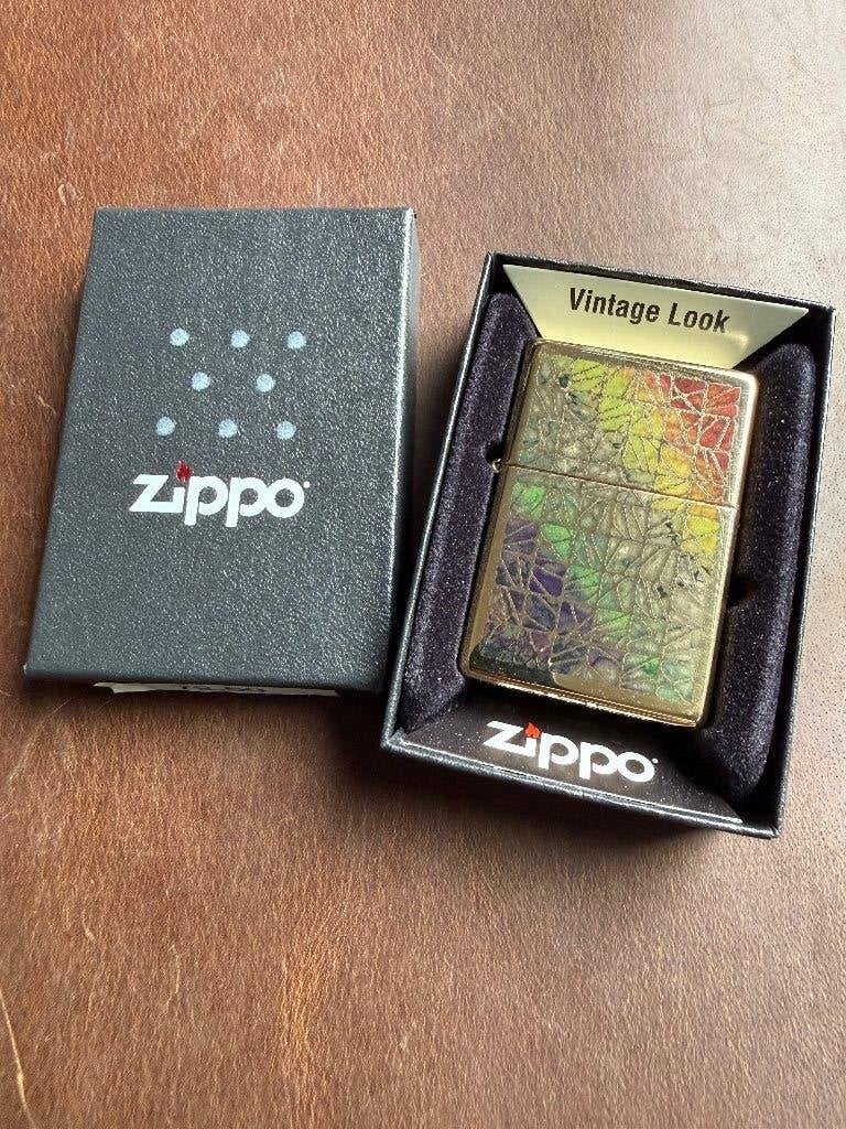 Zippo 60006423 patern, Ophalen of Verzenden, Nieuw, Aansteker