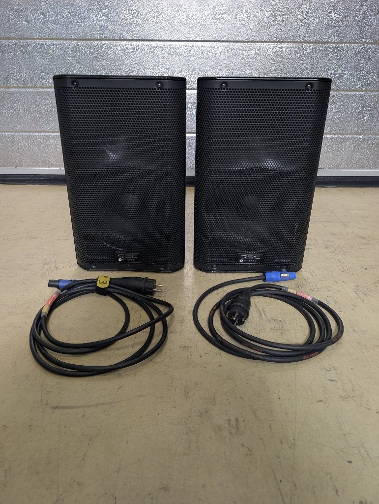 Qsc K8 speaker set, Inclusief kabels, Speakerset, Zo goed als nieuw, Ophalen