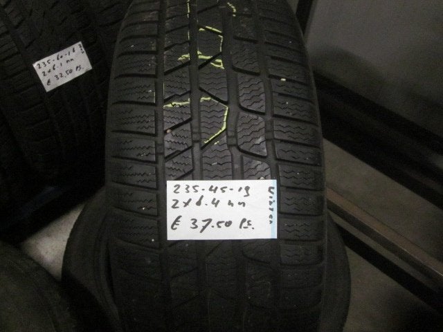 235 45 19 Kumho, Continental winterbanden, 19 inch, Gebruikt, 235 mm, Band(en)