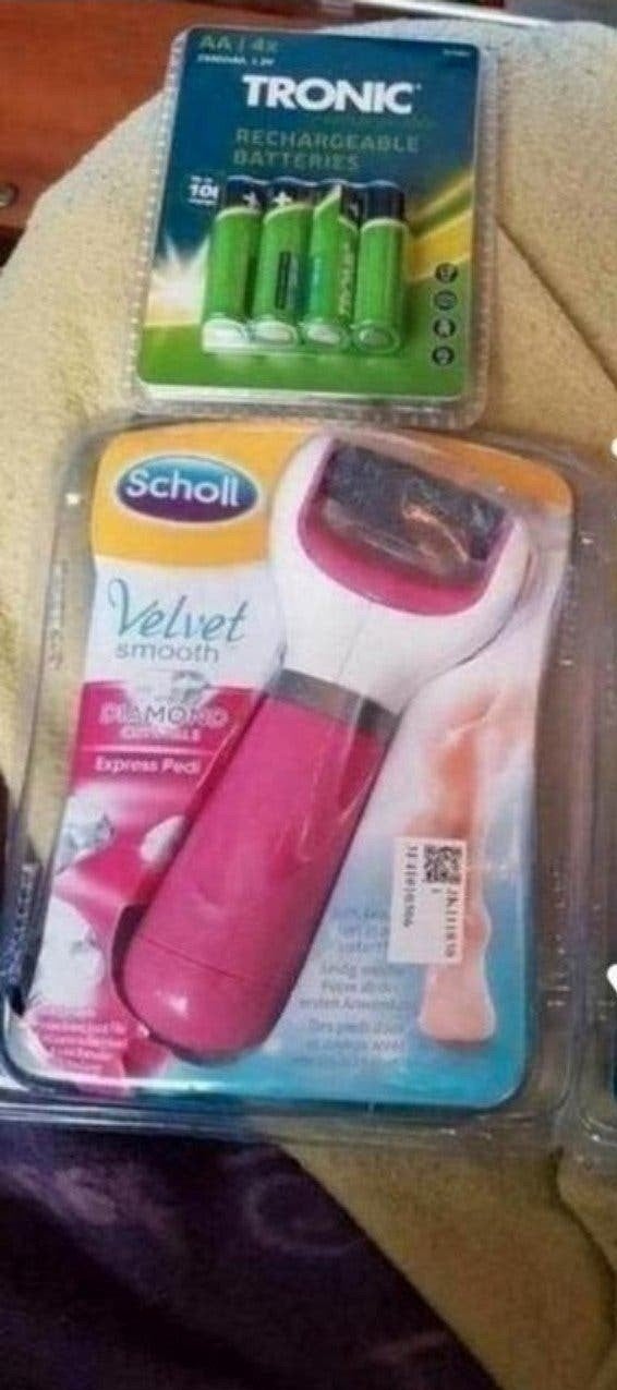 Usb Opladen elektrisch Voetverzorging roze €25,00

Veilig Pi, Ophalen of Verzenden, Nieuw, Hand- en Voetverzorging
