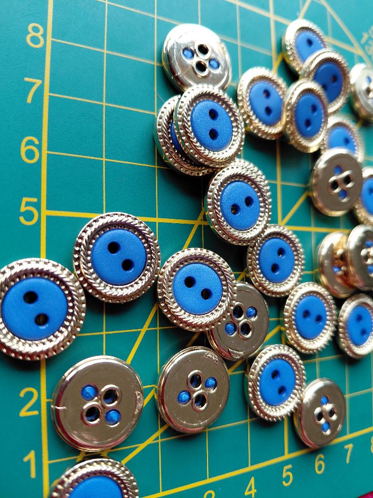 Mooie knopen goudkleurig blauw, Ophalen of Verzenden, Nieuw, Knoop of Knopen