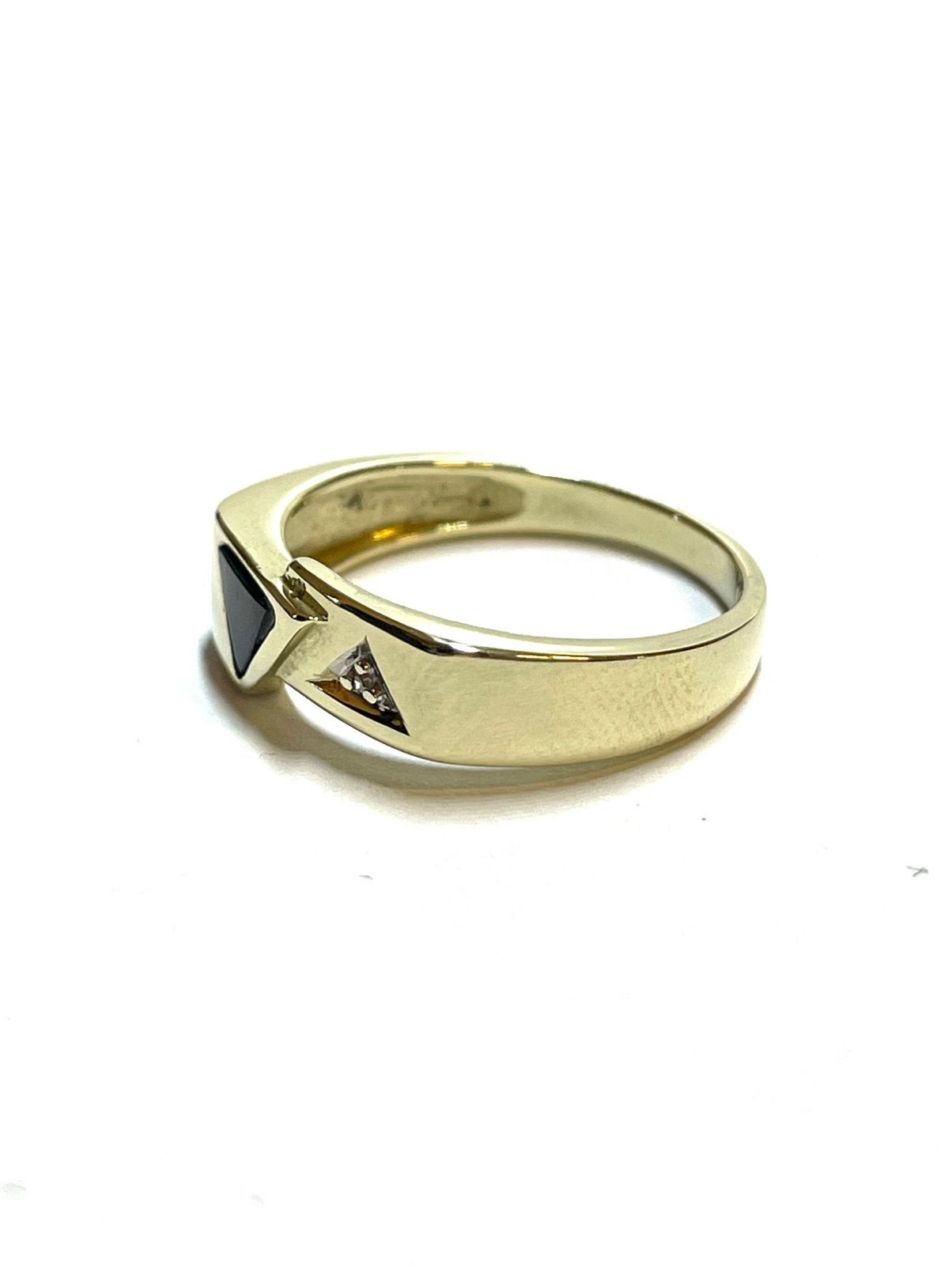 8k gouden ring met onyx en diamant, -, -, Ophalen of Verzenden, Zo goed als nieuw