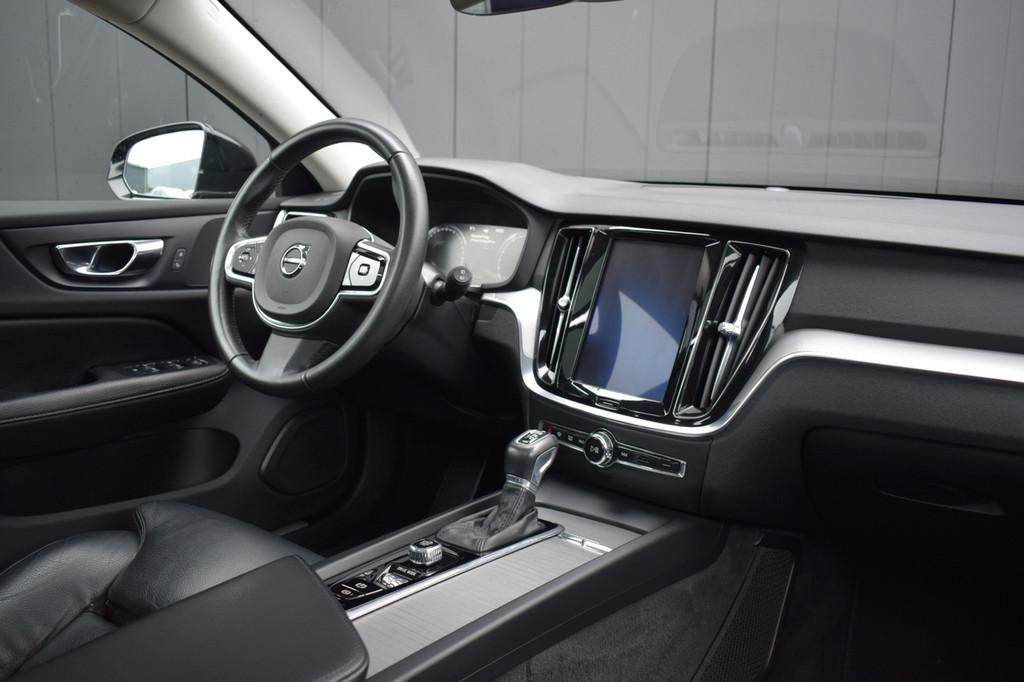 Volvo V60 2.0 T5 250pk Automaat Inscription Zwart Leder | Pa, Auto's, 15 km/l, 4 cilinders, Zwart, Leder