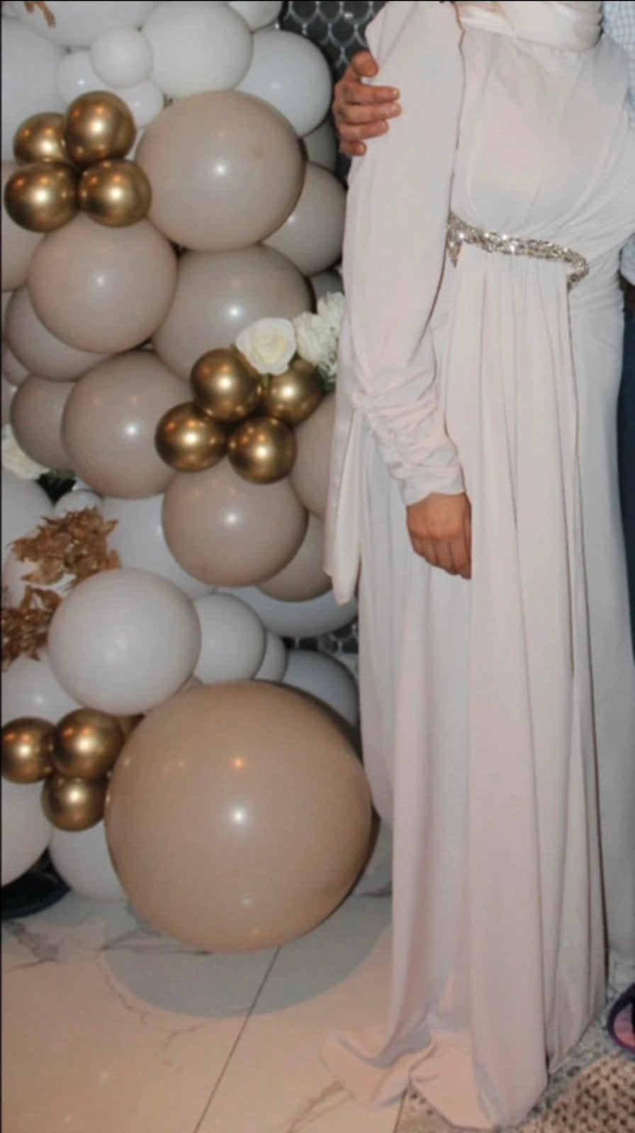 Mooie jurk, Kleding | Dames, Gelegenheidskleding, Overige typen, Beige, Ophalen of Verzenden, Zo goed als nieuw
