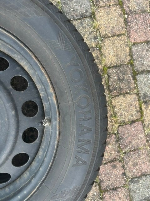 Winterbanden voor Suzuki Vitara Hybrid 2024 (215/55R17), Ophalen, 17 inch, Winterbanden, Band(en)