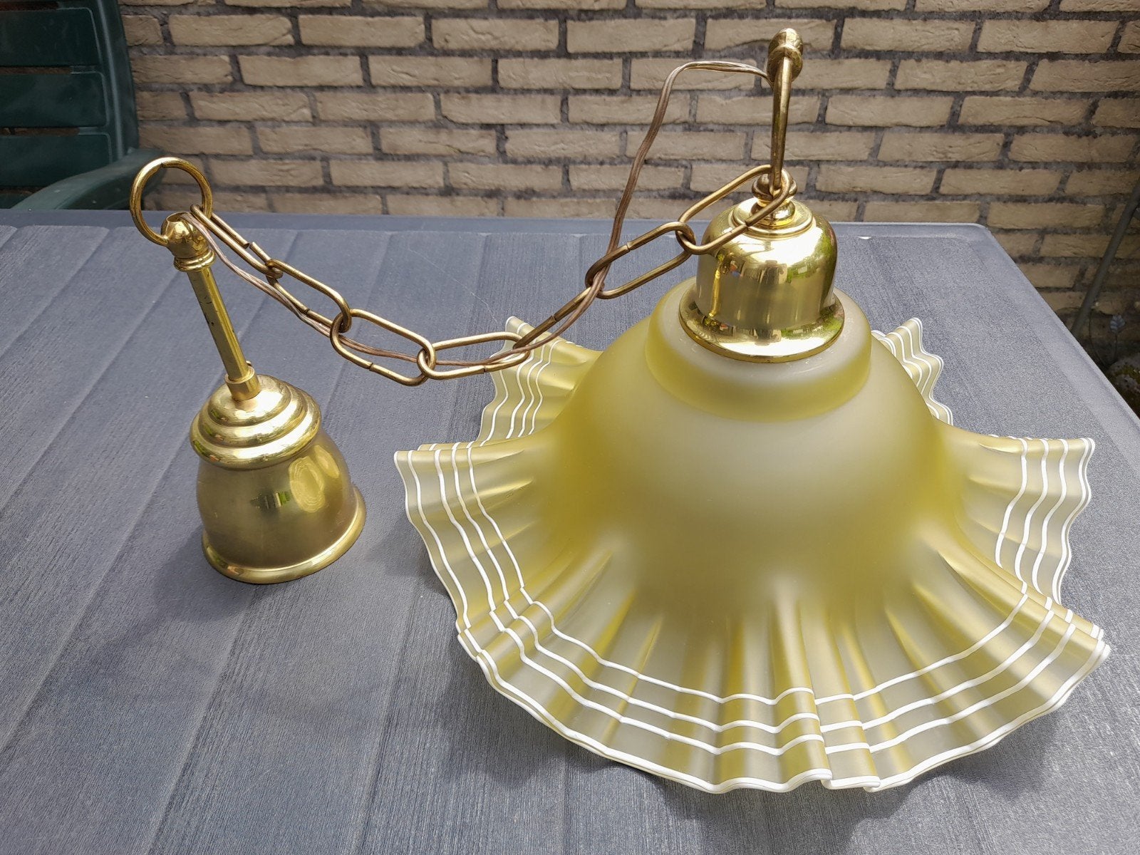 Spaanse hanglamp vintage geel lijnwerk, Huis en Inrichting, Lampen | Hanglampen, Ophalen, Zo goed als nieuw, Glas, Spanje, vintage, antiek