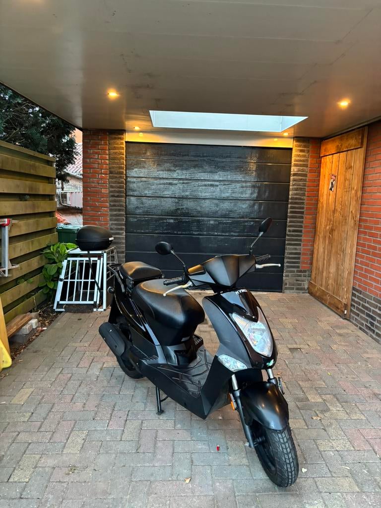 Kymco agilty50, Fietsen en Brommers, Scooters | Kymco, Gebruikt, Agility, Maximaal 25 km/u, Benzine, Ophalen of Verzenden