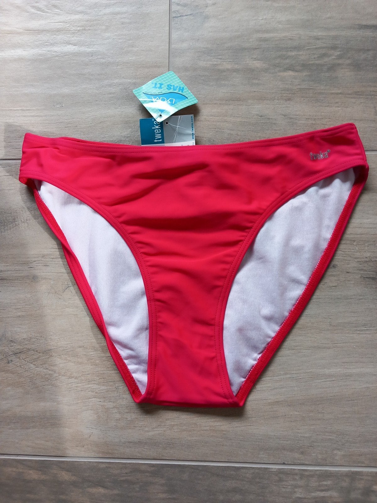 Tweka Bikinislip. Maat 38. Nieuw., Kleding | Dames, Overige typen, Nieuw, Ophalen of Verzenden, Rood