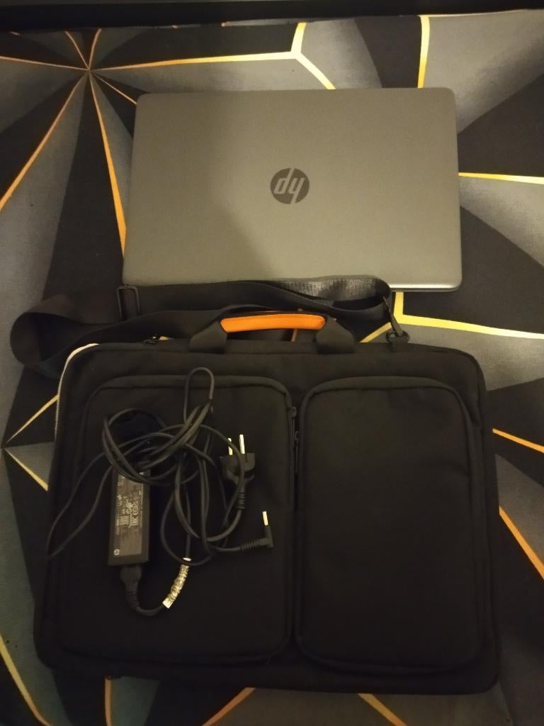 Hp 250 G7, Computers en Software, Windows Laptops, Gebruikt, 15 inch, SSD, 2 tot 3 Ghz, 8 GB, Ophalen