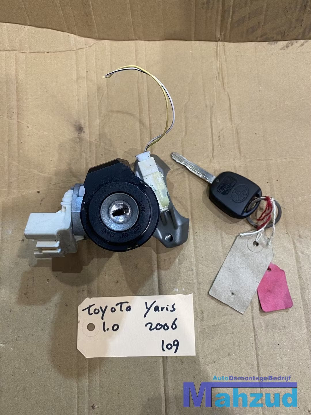 TOYOTA YARIS P9 contactslot met sleutel en ecu, Info@toyota.co.jp, Gebruikt, Toyota Motor Corporation, Toyota