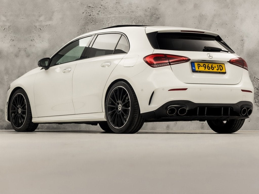 Mercedes-Benz A-Klasse 250 AMG Sport 224Pk Automaat (PANORAM, Auto's, Mercedes-Benz, 12 maanden, 15 km/l, Gebruikt, 4 cilinders
