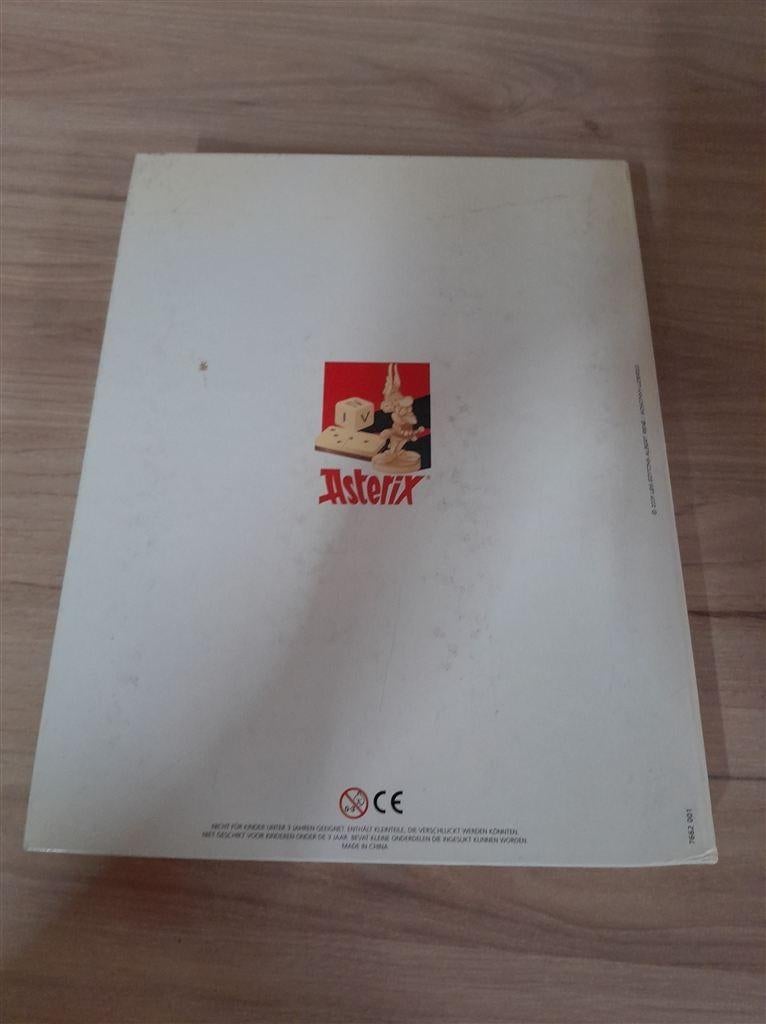 Asterix en obelix kaartspel - s4606, Hobby en Vrije tijd, Gezelschapsspellen | Bordspellen, Verzenden, Zo goed als nieuw