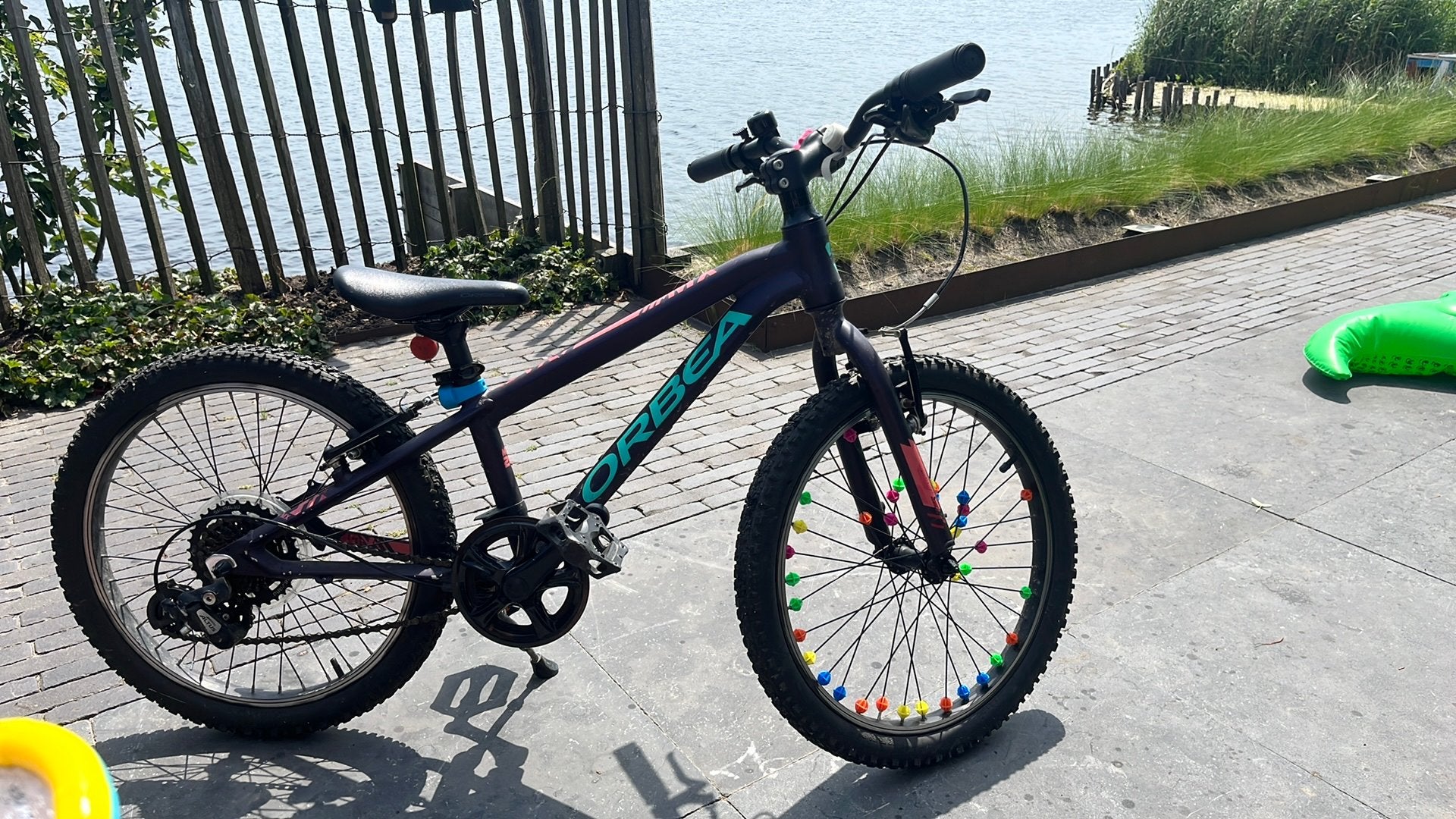 Orbea 20‑inch kinderfiets – licht, sterk en goed onderhouden, Ophalen, Zo goed als nieuw, 20 inch of meer