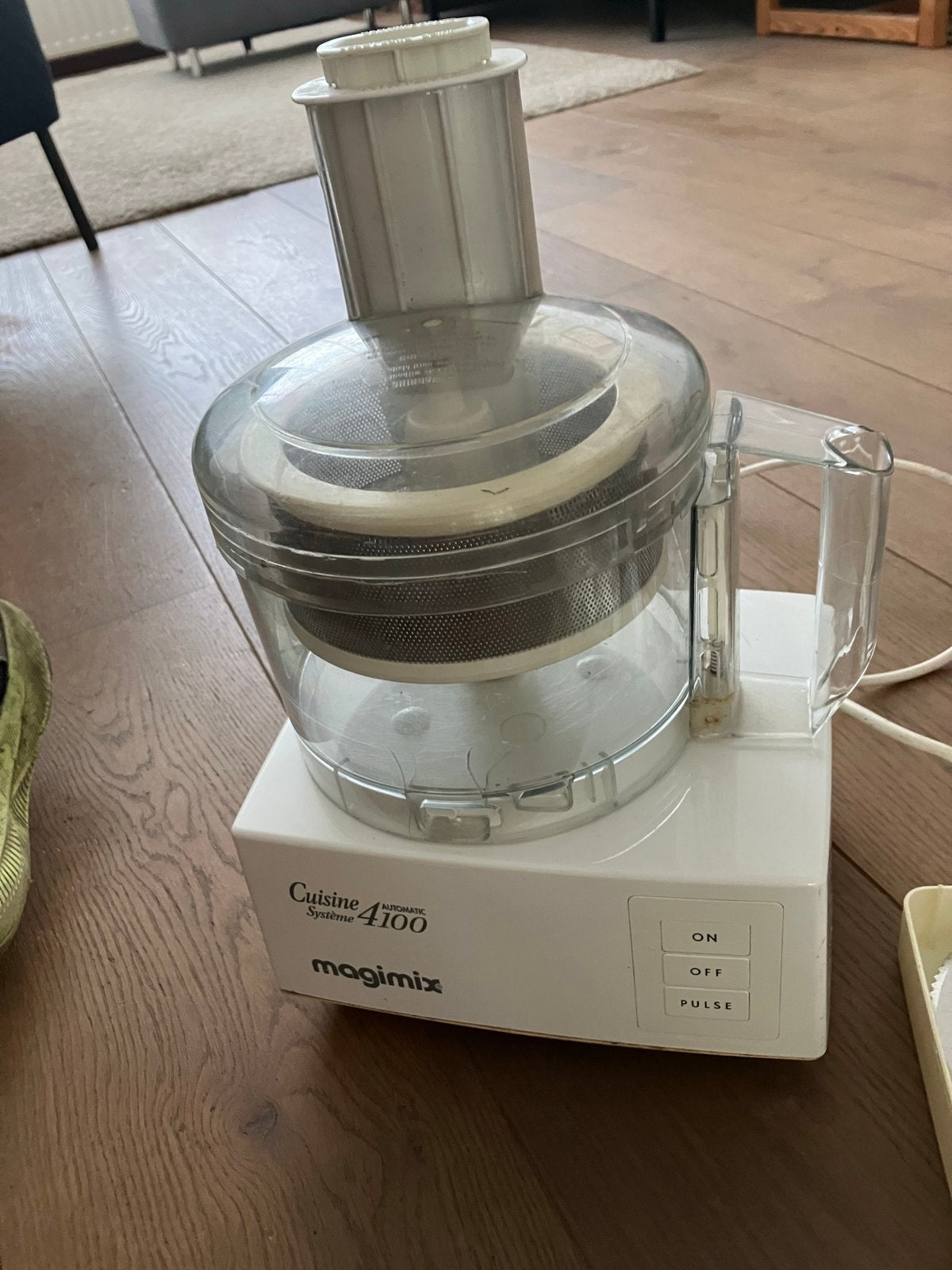 Magimix Cuisine 4100 - Gebruikt en Uitstekend Werkend, 3 tot 4 liter, Ophalen, Gebruikt, 1 snelheid