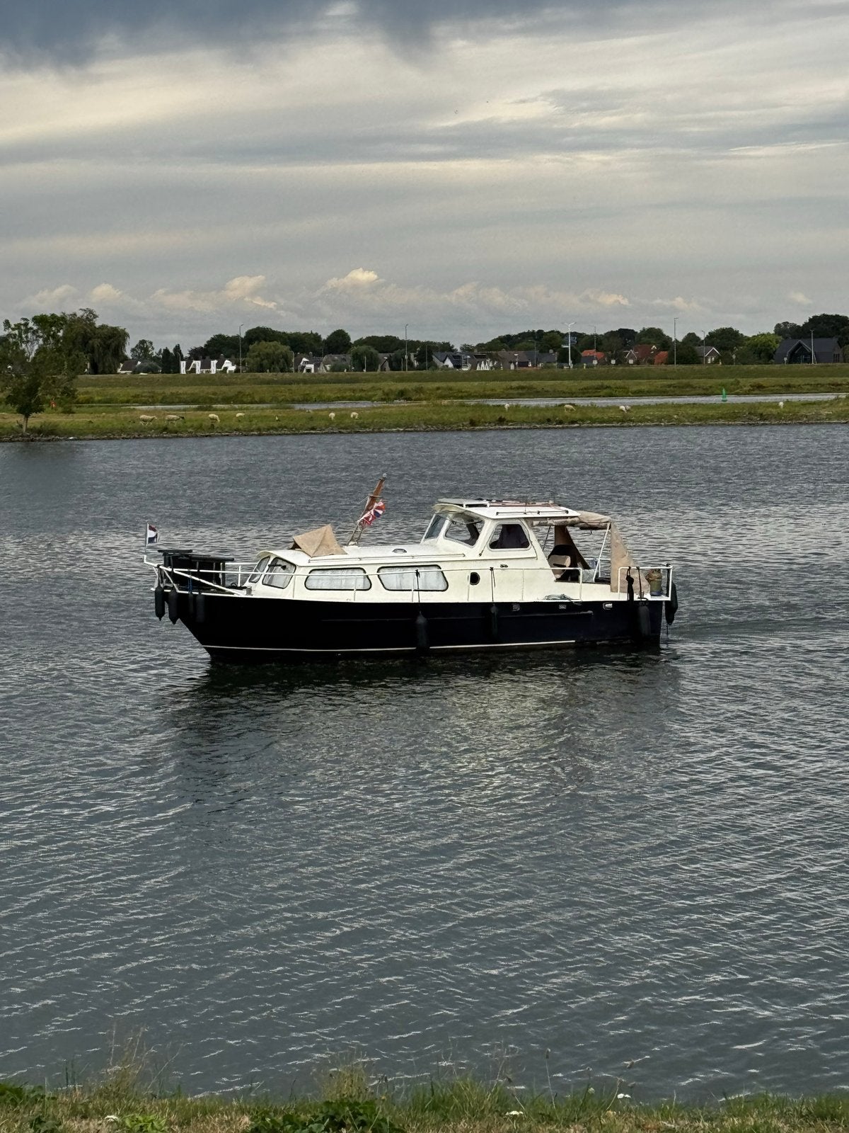 Mooie Ariadne Kruiser 8.5*2.85  met Arona Marina dieselmotor, Staal, Overige merken, Gebruikt, Binnenboordmotor