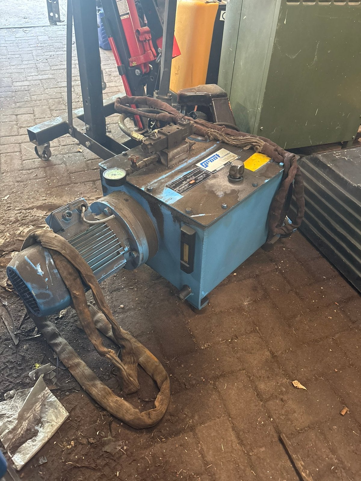 Hydrauliek unit, Ophalen, Zo goed als nieuw, 250 ampère of meer, Overige typen