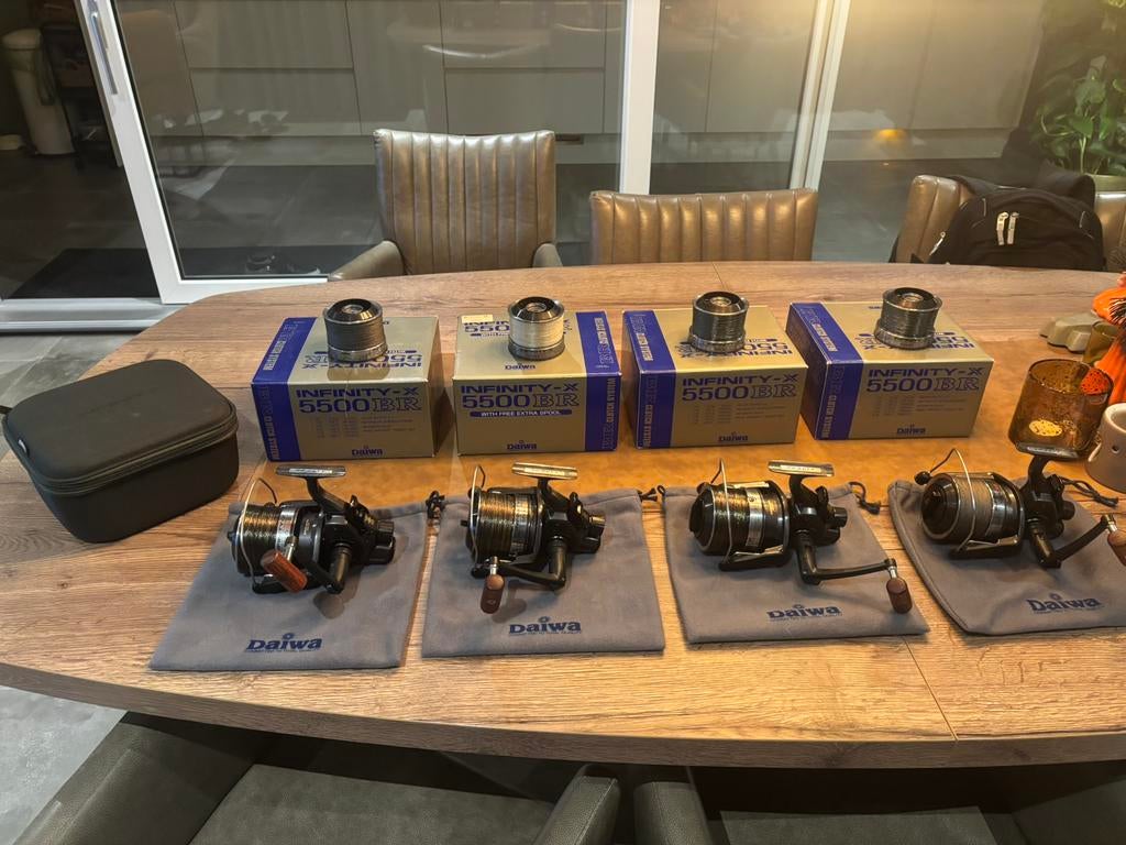 Daiwa infinity 5500 xbr molens, Ophalen, Zo goed als nieuw, Molen