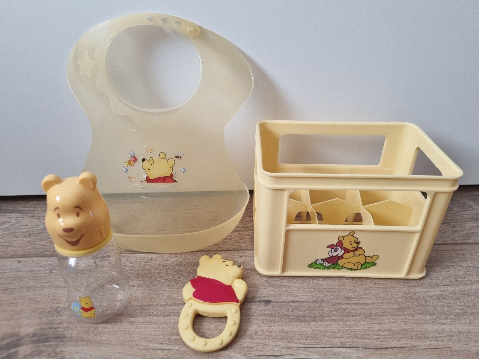 Winnie the Pooh flessenkratje, slab, flesje en bijtring, Ophalen of Verzenden, Gebruikt, Overige typen