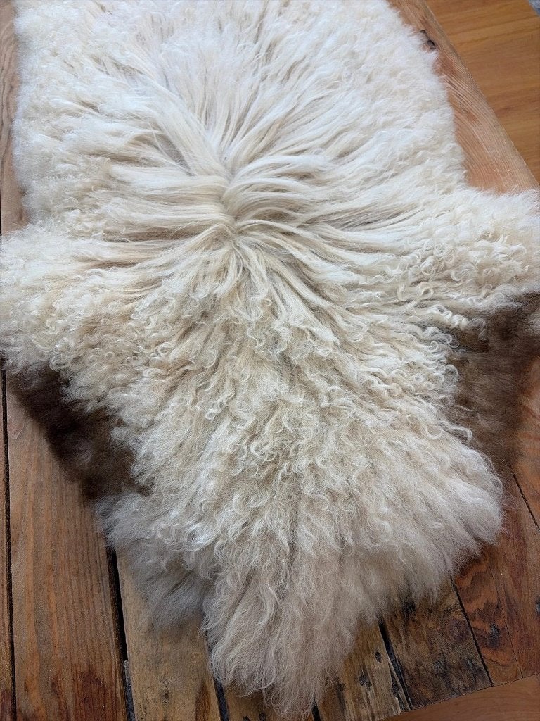 Bonte krul bergschaap schapenvacht, Djt@dejuistetoon.eu, Ophalen of Verzenden, Zo goed als nieuw, Mon Plaisir 19, Etten-Leur, Netherlands